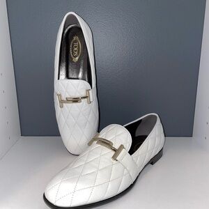 Tod's Quilted White Leather Loafers with Buckle